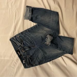 Women’s ankle jeans